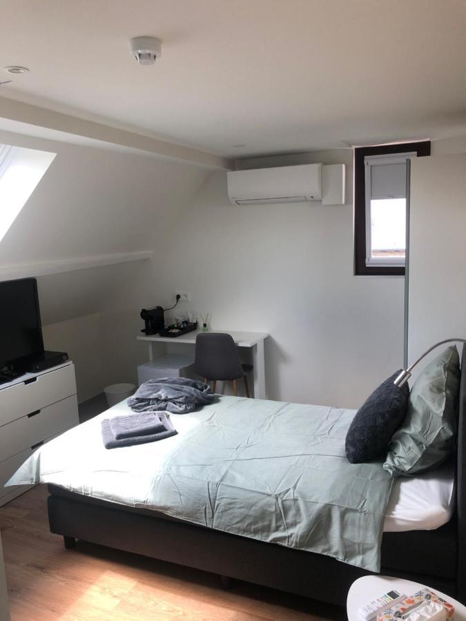 Hotel Fi'Lin Machelen 外观 照片