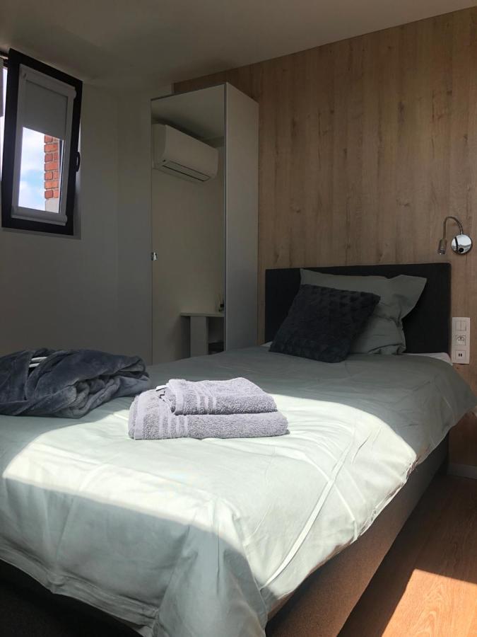 Hotel Fi'Lin Machelen 外观 照片